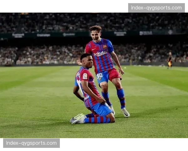 巴萨高位逼抢与传控结合 在主场更易掌控比赛节奏